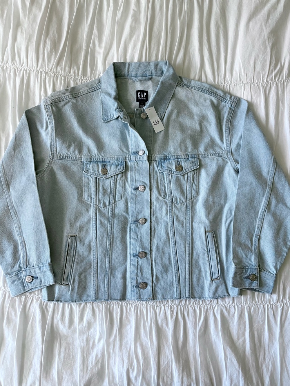 NWT GAP Women's Light Wash Blue Denim Jean Jacket